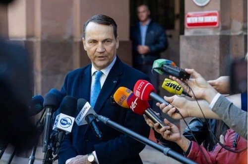 Polşa Rusiya konsulluğunu bağlamaq qərarına gəlib