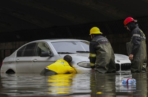 Lerikə 17 sm qar yağıb