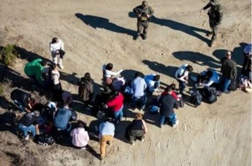 Meksika yolunda qeyri-qanuni türklər: 55 min türk keçmək istədi, onlardan 15 mini həbsdədir