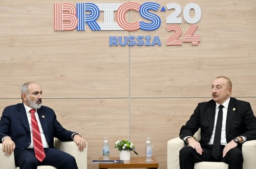 Kazanda İlham Əliyevlə Nikol Paşinyanın görüşü olub - YENİLƏNİB