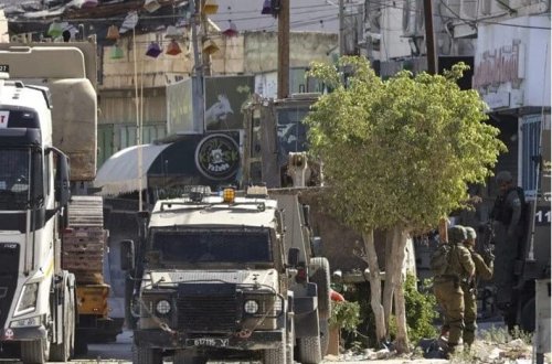 İkinci hücum: Qüdsün şimalında bir şəxs avtomobillə İsrail əsgərlərinin üzərindən keçməyə cəhd edib