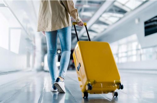 Zərifə Abbasova ölkədən qaçıb — İnterpol onu axtarır