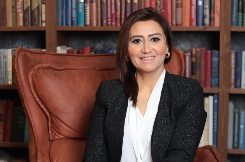 Nazirliyin 4 milyona yaxın qrant ayırdığı bağçalarda müəmma -  Adları ayrı, rəhbərləri eyni...