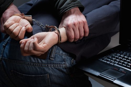 Bakıda evdən dəyəri 10 min manatdan çox olan avadanlıq oğurlanıb