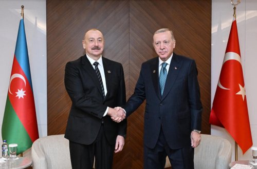 Bişkekdə İlham Əliyevin Türkiyə Prezidenti ilə görüşü olub - FOTO