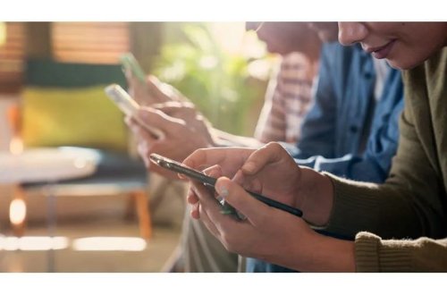 Mütəxəssislər sosial medianın belə bir təsiri yoxdur deyir!