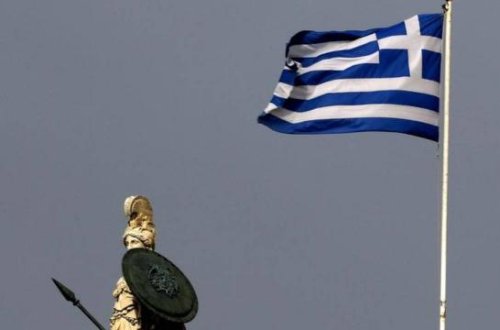 Yunanıstanın ana müxalifəti SİRİZA-nın 4 deputatı istefa verib