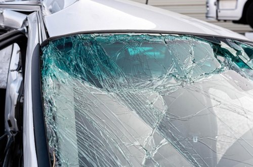 Neftçalada avtomobillə motosiklet toqquşub, ölən və yaralananlar var