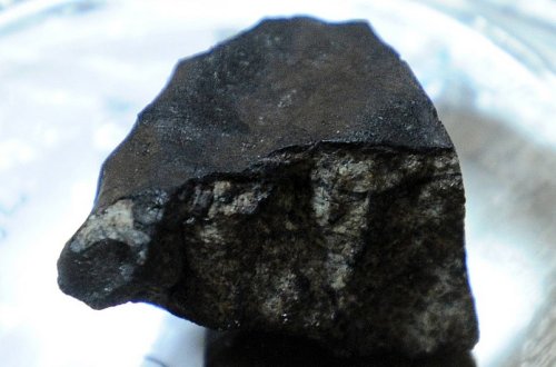 Marsdan olan meteoritdə qədim geotermal qaynaqların izləri aşkar edilib