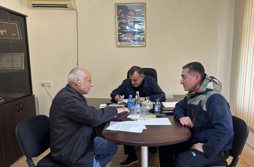 Əli Hüseynli Yevlax rayonunun Xaldan kəndində seçicilərlə görüş keçirib