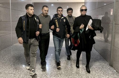 Sərdar Ortaç və Mehmet Əli Ərbil üçün ÇƏTİN SINAQ - Hakim qarşısına çıxarılırlar - FOTO