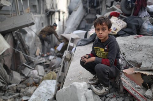 Qəzzada son həftələrdə 130 mindən çox insan evlərini tərk edib