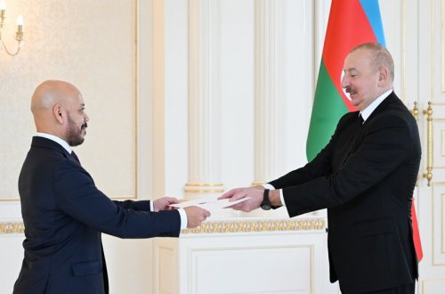 İlham Əliyev El-Salvadorun Azərbaycandakı yeni səfirini qəbul edib - YENİLƏNİB