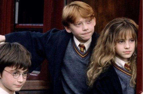 Replika qılınclar ölkə daxilində müsadirə edildi