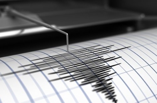 Filippində 5,7 maqnitudalı zəlzələ olub