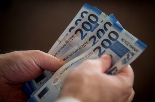 Vətəndaşdan rüşvət tələb etməkdə təqsirləndirilən bələdiyyə sədrinin məhkəməsi başlayır