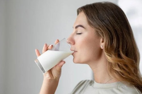 Xərçəngə səbəb olur iddiası səs-küyə səbəb oldu! Eşidən onu mətbəxin qapısından içəri buraxmır