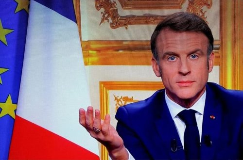 Makrondan böhrandan sonra ilk açıqlama: Səlahiyyət müddətimin sonuna qədər buradayam