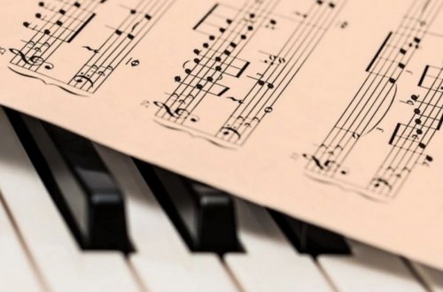 Şövkət Ələkbərovanın ifa etdiyi daha dörd mahnının erməni musiqisi kimi təqdimatının qarşısı alınıb