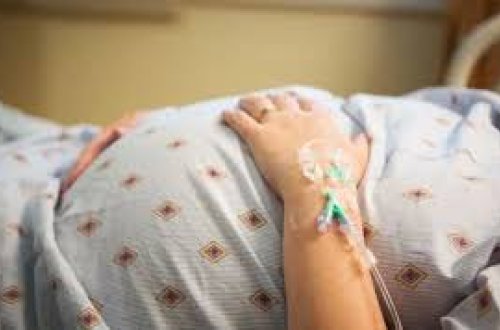 18 yaşlı ana doğuş zamanı körpəsini itirdi