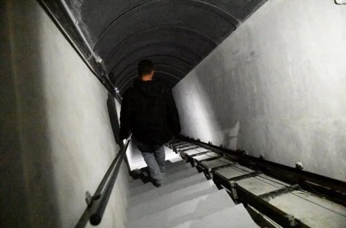 Əsədin qardaşının evinə baxıldı: Nəhəng tunellər tapıldı! 