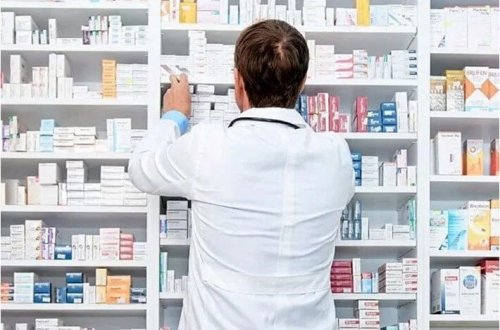 İngiltərədə yeni narkotik qadağaları gündəmi zəbt edir