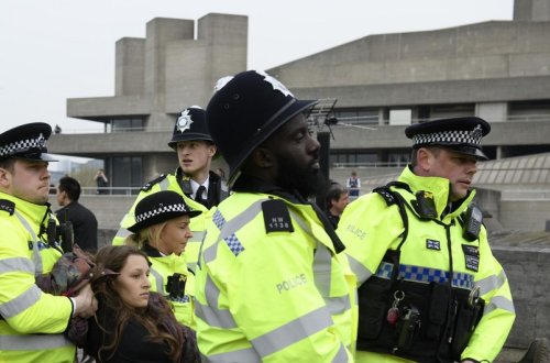 Londonda kirayə haqlarının artırılmasına qarşı aksiya keçirilib