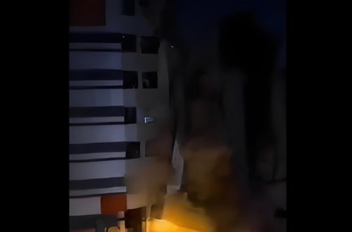 İranda altımərtəbəli bina tamamilə uçub