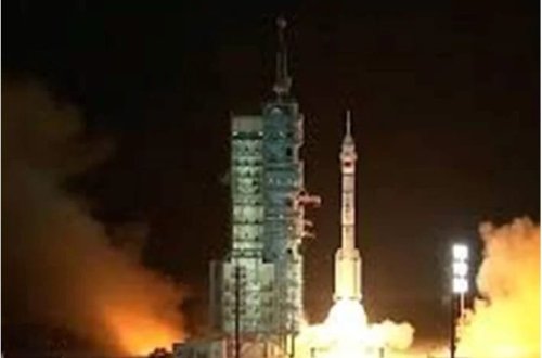 Taikonavtlar ilk dəfə kosmik gəmidən kənara çıxacaqlar