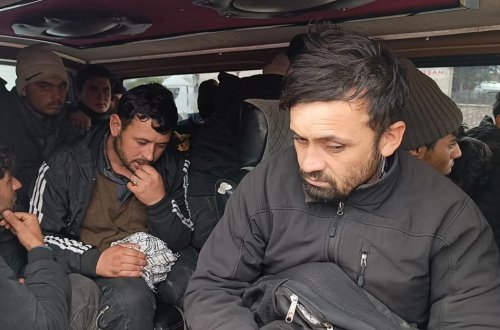 Avtobusda 20 immiqrant daşıyan şəxs saxlanıldı