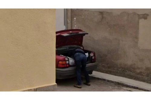 Google Maps cinayət işini həll etdi: Cəsədi daşıyan şübhəlinin şəkli xəritələrdə tutuldu! 