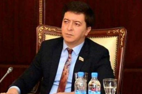 “Özünüzü dolamısınız, yoxsa bizi?!”