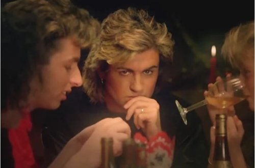 Əfsanəvi Son Milad mahnısı yenidən bir nömrə oldu!