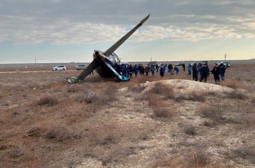 Qazaxıstan FHN: Aktauda qəzaya uğrayan təyyarədə 69 nəfər olub