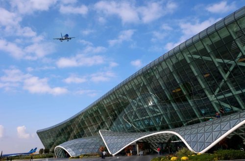 Təyyarə qəzasında sağ qalan sərnişinlərdən 12-si bu gün Azərbaycana gətirilir