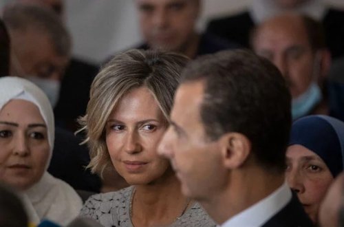 Əsma Əsəd təcridxanada: Həkimlər onun sağ qalma şansını yüzdə 50 olaraq açıqlayıblar