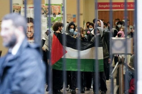 ABŞ universitetlərində çaxnaşma: Tələbələrə “Tramp vəzifəyə başlamazdan əvvəl qayıt” çağırışı 