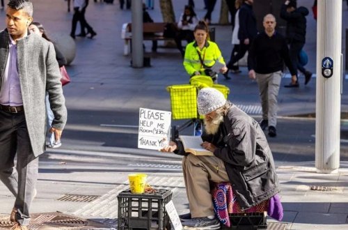 ABŞ-da evsizlərin sayı rekord qırdı: 2024-cü ildə 18 faiz artacaq