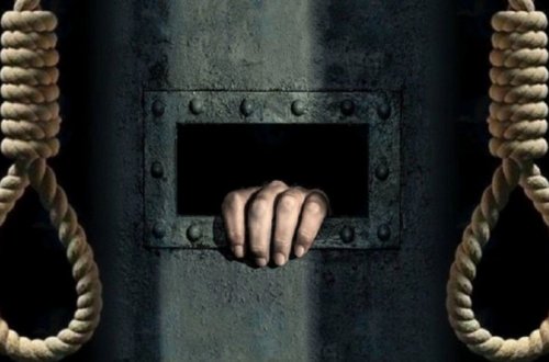 İranda iki məhbus edam edilib