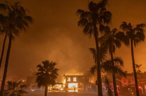 ABŞ prezidenti Kaliforniya ştatında böyük fəlakət rejimi elan edib