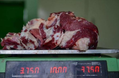 Bazarda 11 manata ət satılır - Ukraynadan Bakıya necə gəlib çıxıb? - AÇIQLAMA