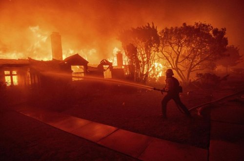 KİV: Kaliforniyada yanğın qurbanlarının sayı 11-ə çatıb