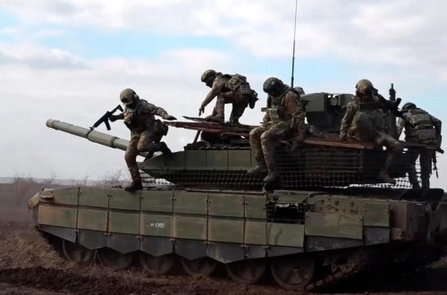 Kurskda ABŞ İstehsalı olan hərbi texnika belə vuruldu - anbaan VİDEO