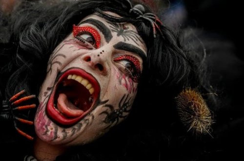 14 əsrlik ənənənin görüntüləri: Vevçani Karnavalı 