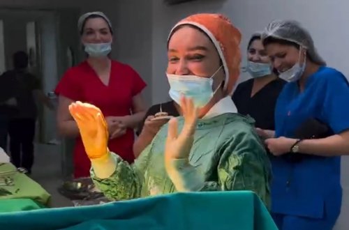 Əməliyyat otağında doğum günü qeyd olunan HƏKİM işdən AZAD EDİLDİ