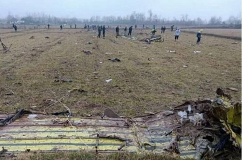 İranda təlim təyyarəsi qəzaya uğrayıb: 3 nəfər ölüb