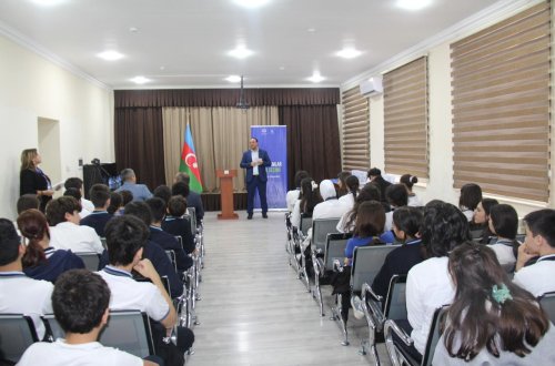 “Mənim ilk addımım” layihəsinin təlimləri baş tutdu – FOTOLAR