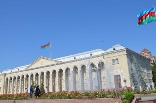 Gəncə İcra Hakimiyyətindəki otaqlar 8 400 manata icarəyə verilib