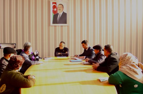 Deputat Ramil Həsən Ucarda seçiciləri ilə görüşüb