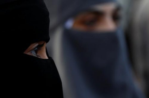 İtaliyada İslam əleyhinə qanun təklifi hazırlanır: Çarşab qadağan olunacaq